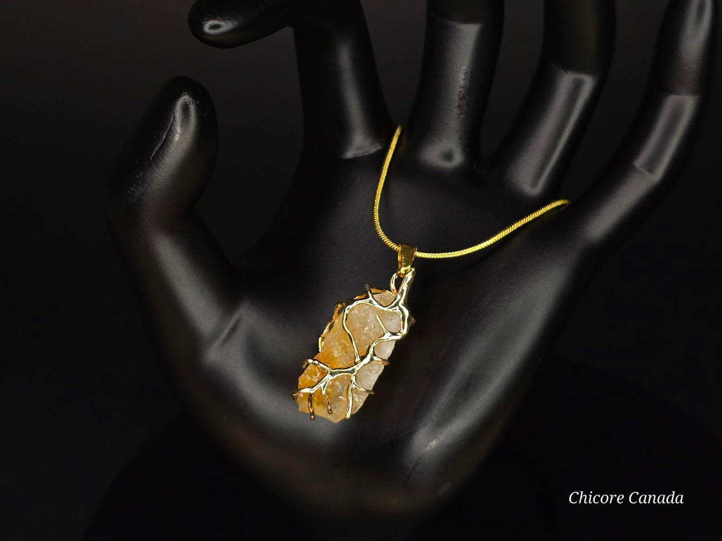 Collier pendentif en citrine brésilienne : beauté naturelle
