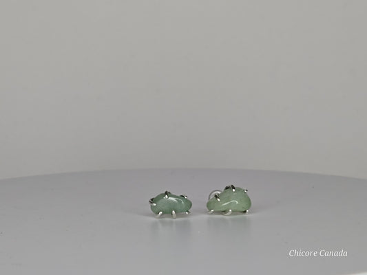 Boucles d'oreilles à tige en argent fabriquées à la main avec du jade véritable