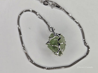 Sophisticated Handmade Natural Raw Green Fluorite Pendant Necklace – Exquisite Artisan Design