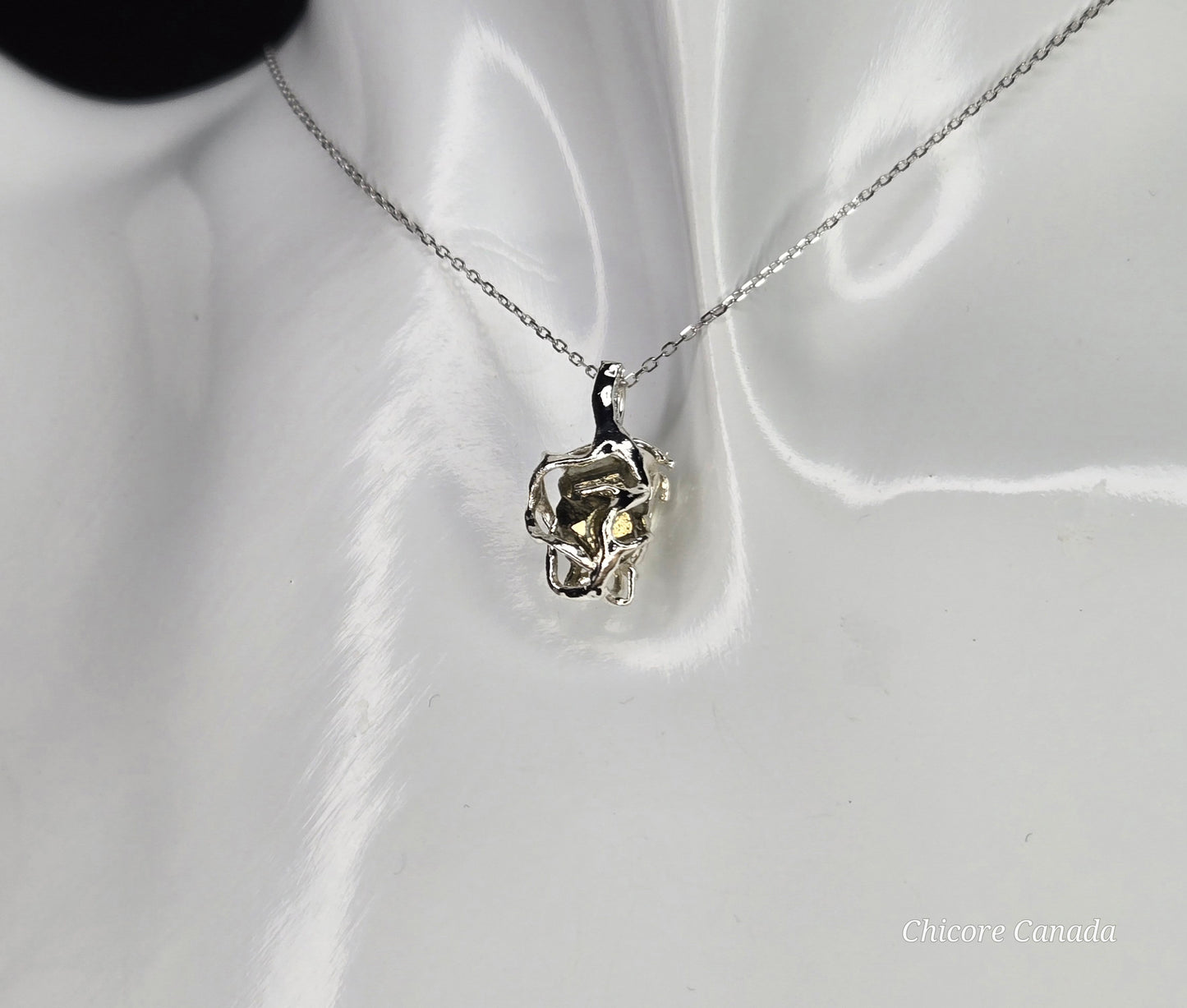 Exquisite Handmade Pyrite Pendant Necklace - Luxurious Elegance in Every Detail