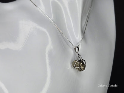 Timeless Elegance – Heart-Shaped Pyrite Pendant in 925 Sterling Silver with Adjustable Chain