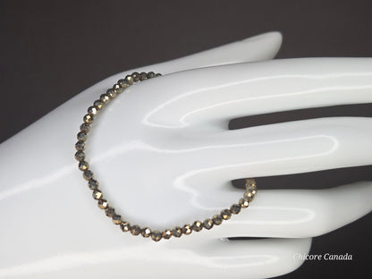 Dainty Faceted Pyrite Bracelet – Refined Elegance in Golden Glow