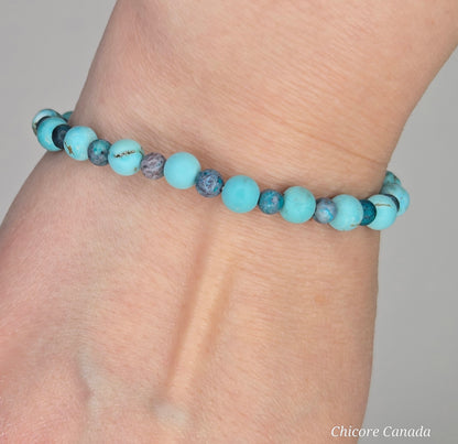Artisan-Crafted Turquoise Bracelet – A Touch of Refined Earthly Luxury