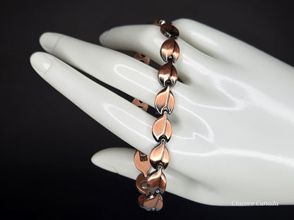 Adjustable Magnetic Copper Bracelet with 16 Magnets - Sleek Unisex Design