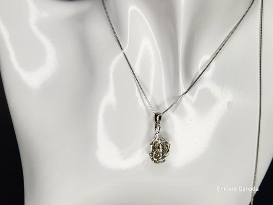 Collier pendentif en pyrite brute fait main avec chaîne réglable