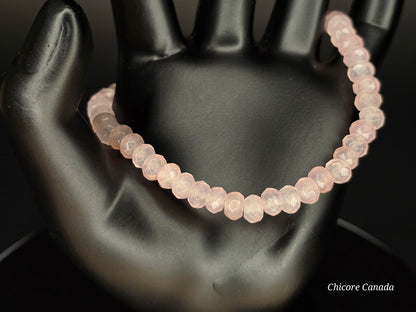 Sérénité radieuse : Bracelet en quartz rose naturel