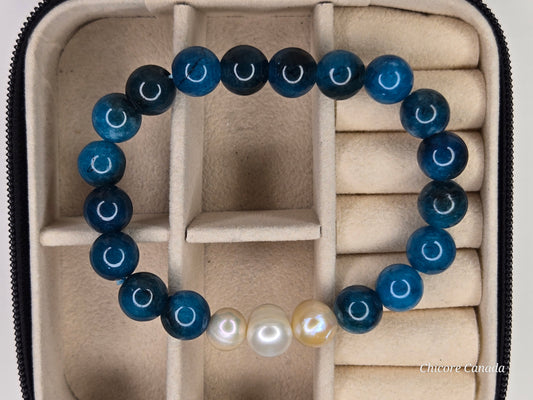 Handmade Blue Apatite & Freshwater Pearl Bracelet – Elegance & Clarity
