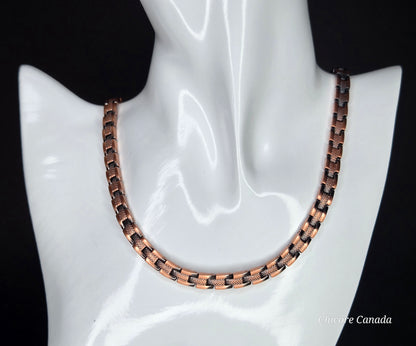 Adjustable Magnetic Necklace with 62 Magnets - Sleek Unisex Design