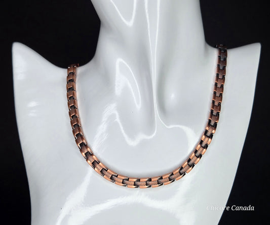 Adjustable Magnetic Necklace with 62 Magnets - Sleek Unisex Design