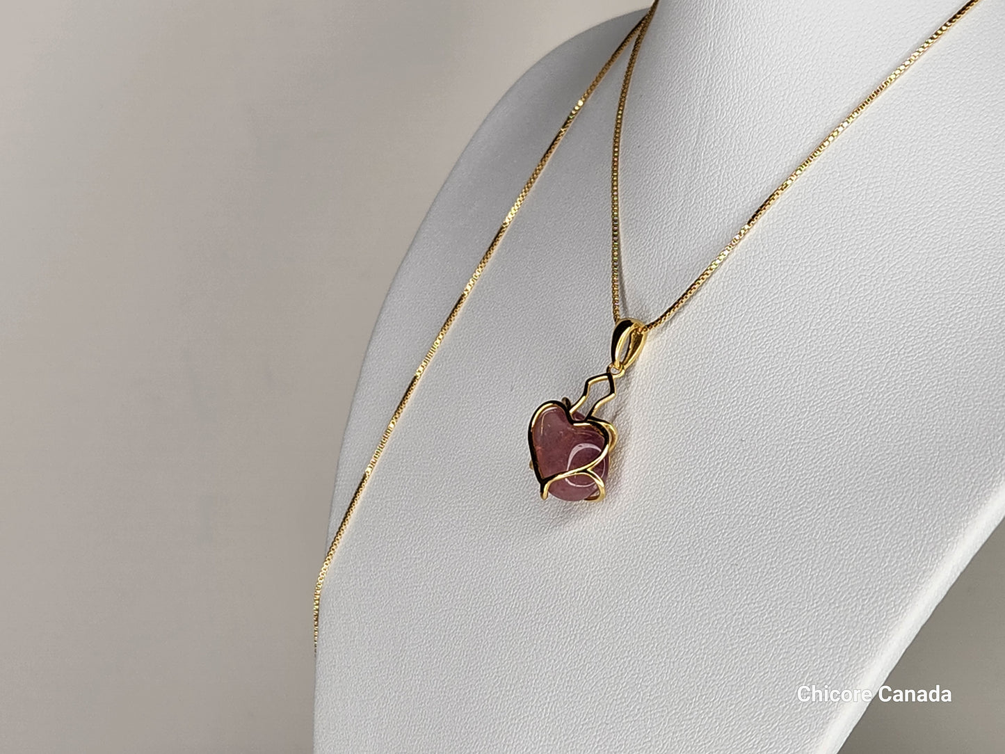 Élégant pendentif en forme de cœur en quartz rose naturel fabriqué à la main en argent sterling 925 avec collier réglable