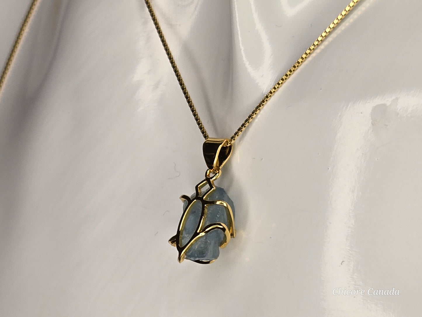 Elegant Handmade Aquamarine Pendant Necklace in 925 Sterling Silver with Adjustable Chain