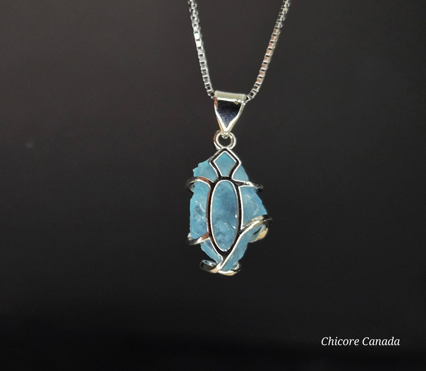 Sophisticated Handmade Aquamarine Pendant Necklace in 925 Sterling Silver with Adjustable Chain