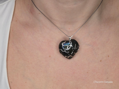 Elegant Heart-Shaped Labradorite Pendant in 925 Sterling Silver with Adjustable Necklace – Handcrafted and Naturally Radiant