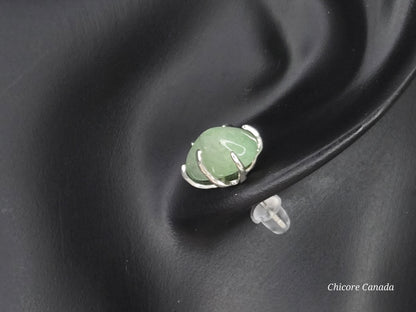 Boucles d'oreilles à tige en argent fabriquées à la main avec du jade véritable