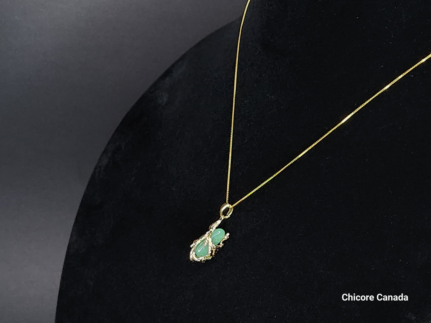 Collier pendentif en jade naturel exquis fait à la main avec longueur réglable