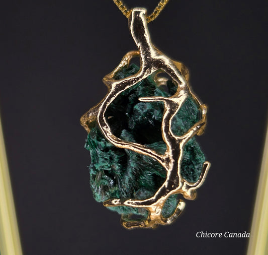 Emerald Aura – Handcrafted Raw Malachite Pendant with Adjustable 925 Sterling Silver Necklace