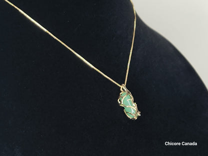 Pendentif en jade naturel fait main élégant avec collier réglable – Sophistication intemporelle