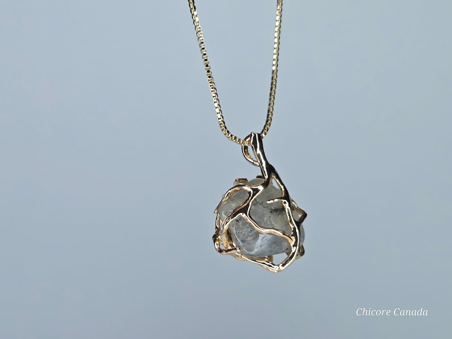 Collier élégant avec pendentif en pierre de lune naturelle fait à la main - Design sophistiqué