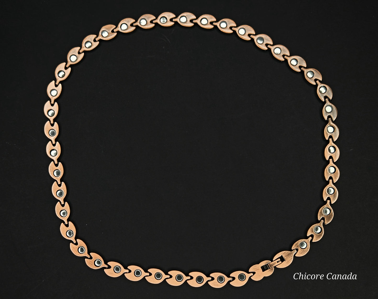 Adjustable Magnetic Necklace with 41 Magnets - Sleek Unisex Design