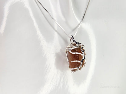 Raw Sunstone Handmade Pendant with Adjustable Necklace – Sophisticated and Timeless Design