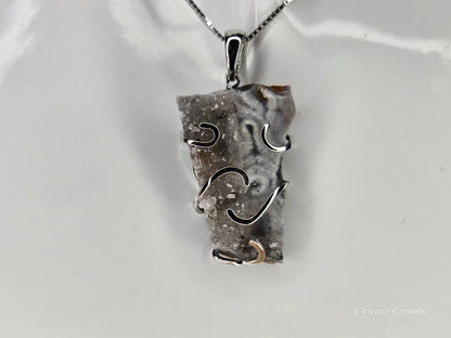 Sparkling Agate Geode Pendant & 925 Sterling Silver Adjustable Necklace