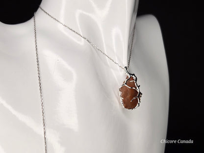 Carnelian Pendant – Symbol of Passion & Positivity