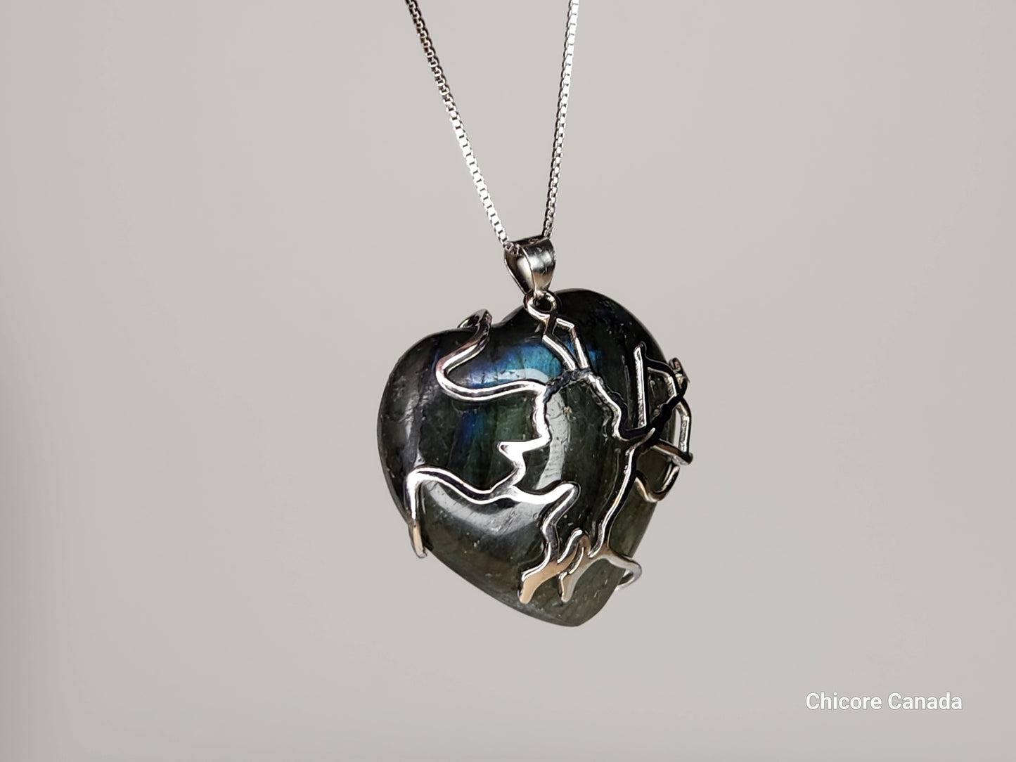 Pendentif élégant en labradorite en forme de cœur en argent sterling 925 avec collier réglable – Fabriqué à la main et naturellement rayonnant