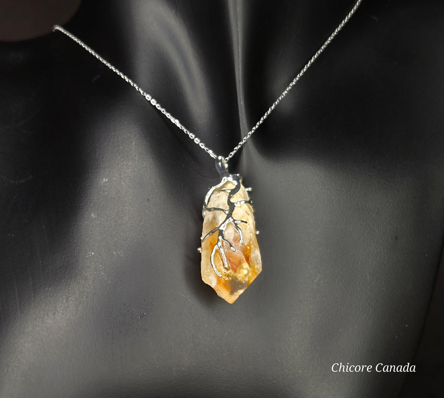 Brazilian Citrine Pendant Necklace: The Golden Gem of Luxury and Prosperity