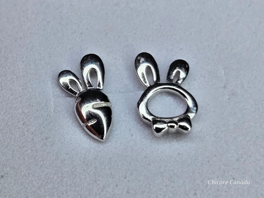 Boucles d'oreilles à tige délicates uniques en argent sterling 925 en forme de lapin et de carotte