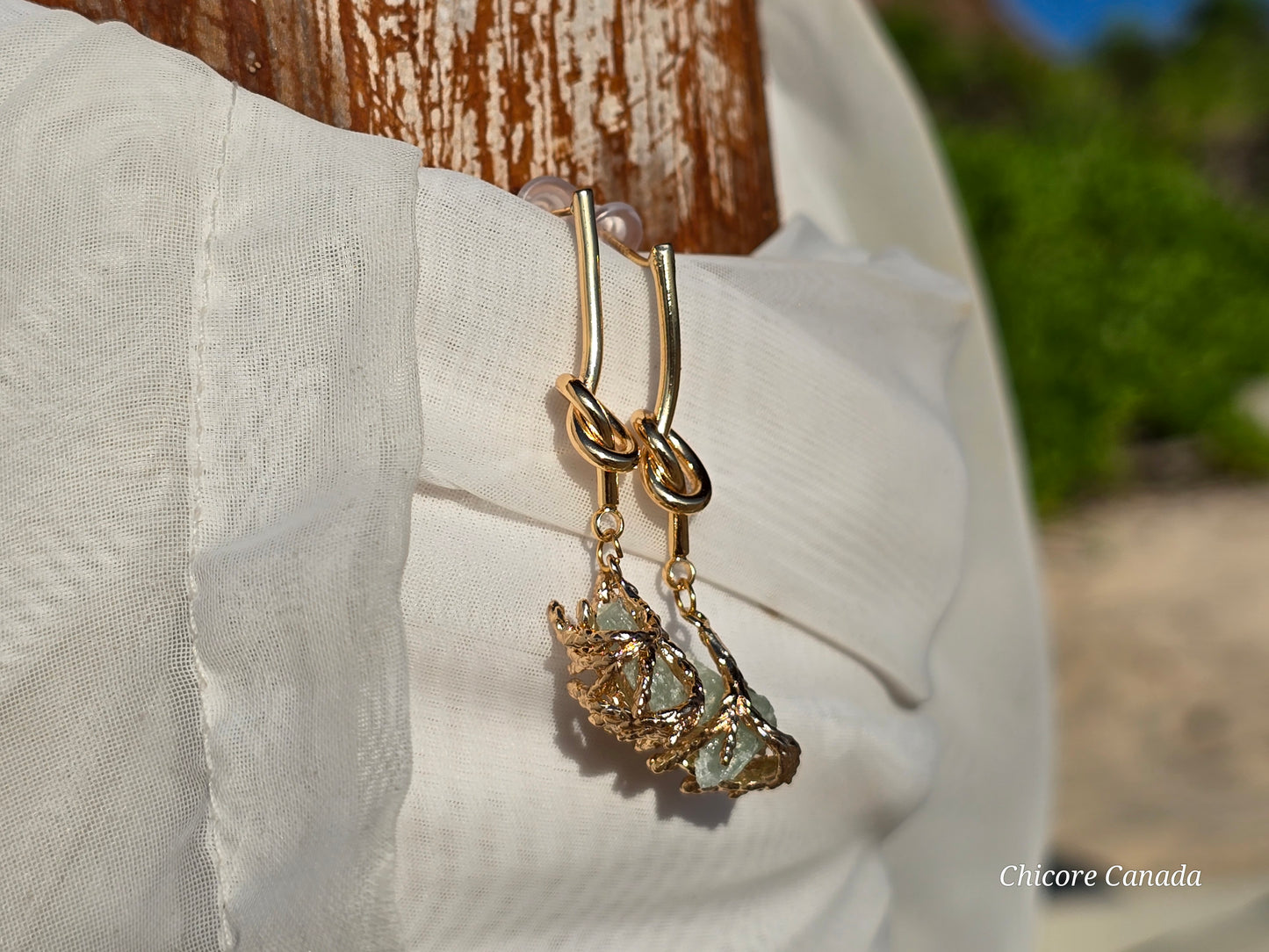 Boucles d'oreilles élégantes en fluorite verte naturelle brute faites à la main - Design artisanal sophistiqué