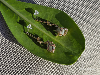 Boucles d'oreilles élégantes en fluorite verte naturelle brute faites à la main - Design artisanal sophistiqué