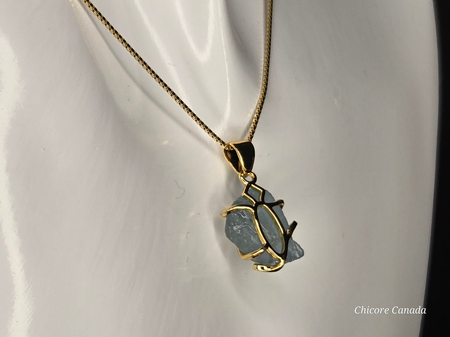 Elegant Handmade Aquamarine Pendant Necklace in 925 Sterling Silver with Adjustable Chain