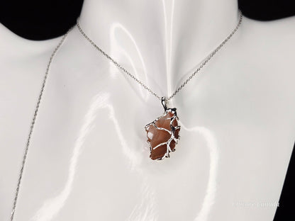 Carnelian Pendant – Symbol of Passion & Positivity
