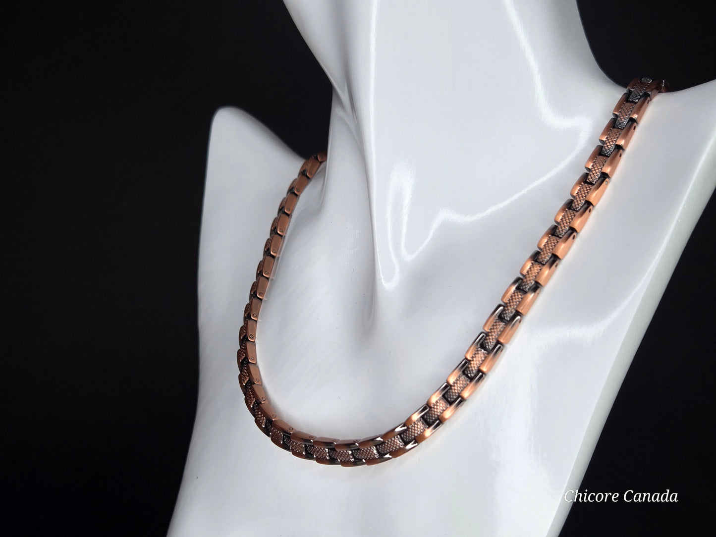 Adjustable Magnetic Necklace with 62 Magnets - Sleek Unisex Design