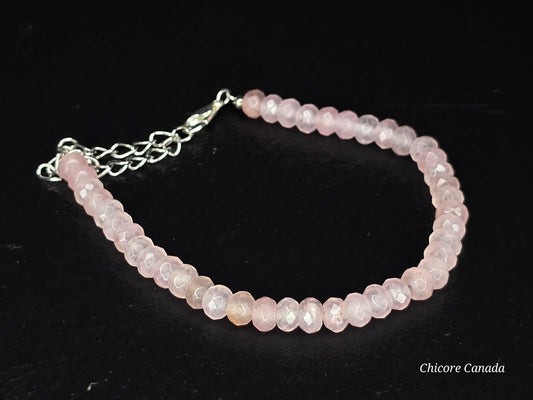 Sérénité radieuse : Bracelet en quartz rose naturel