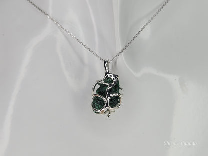 Forest Muse – Handmade Malachite Necklace with Sterling Silver Elegance