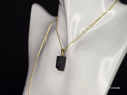 Black Tourmaline Pendant Necklace – Unisex Protection Stone for Him & Her